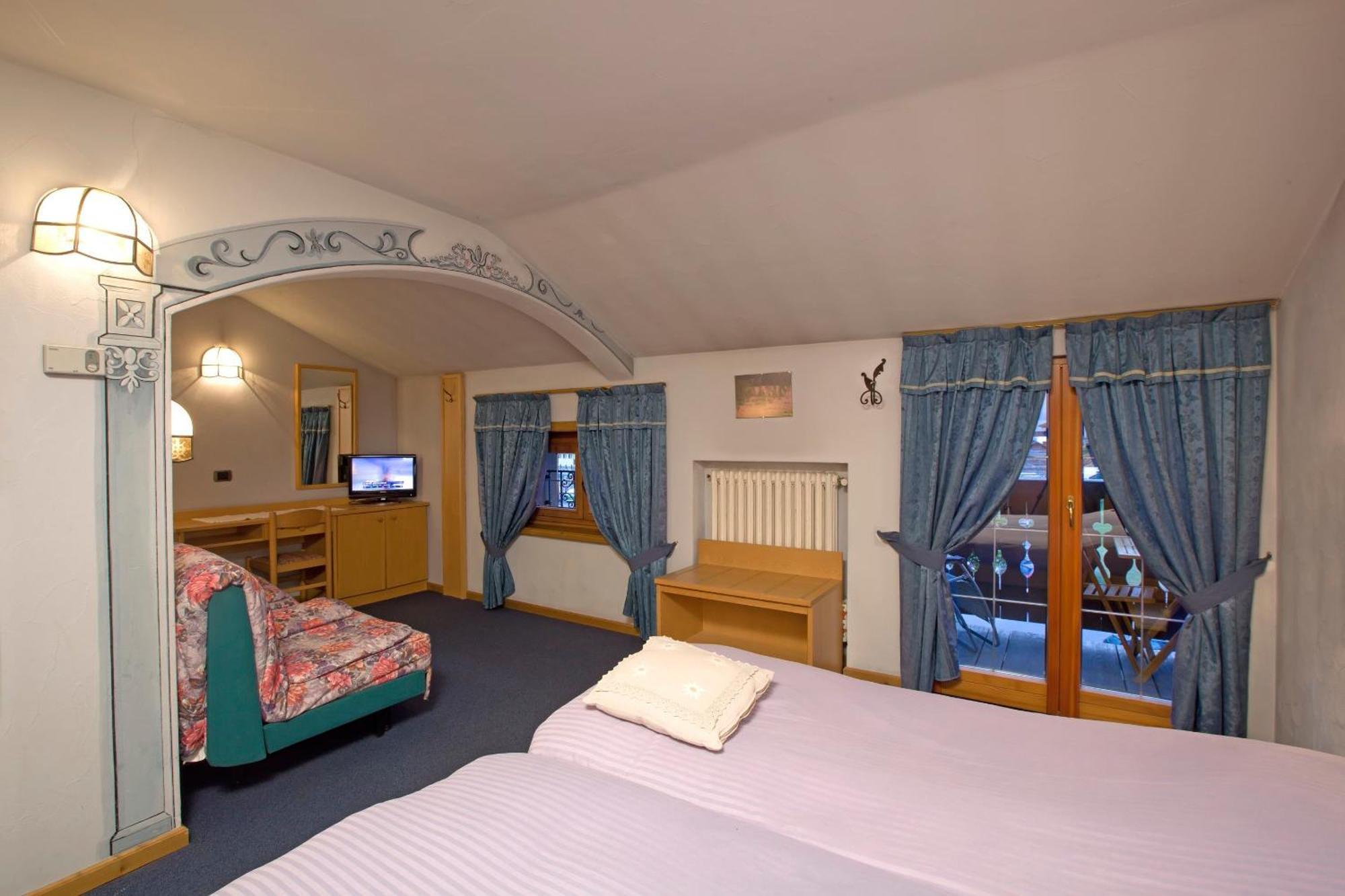 Hotel La Montanina Λιβίνιο Δωμάτιο φωτογραφία